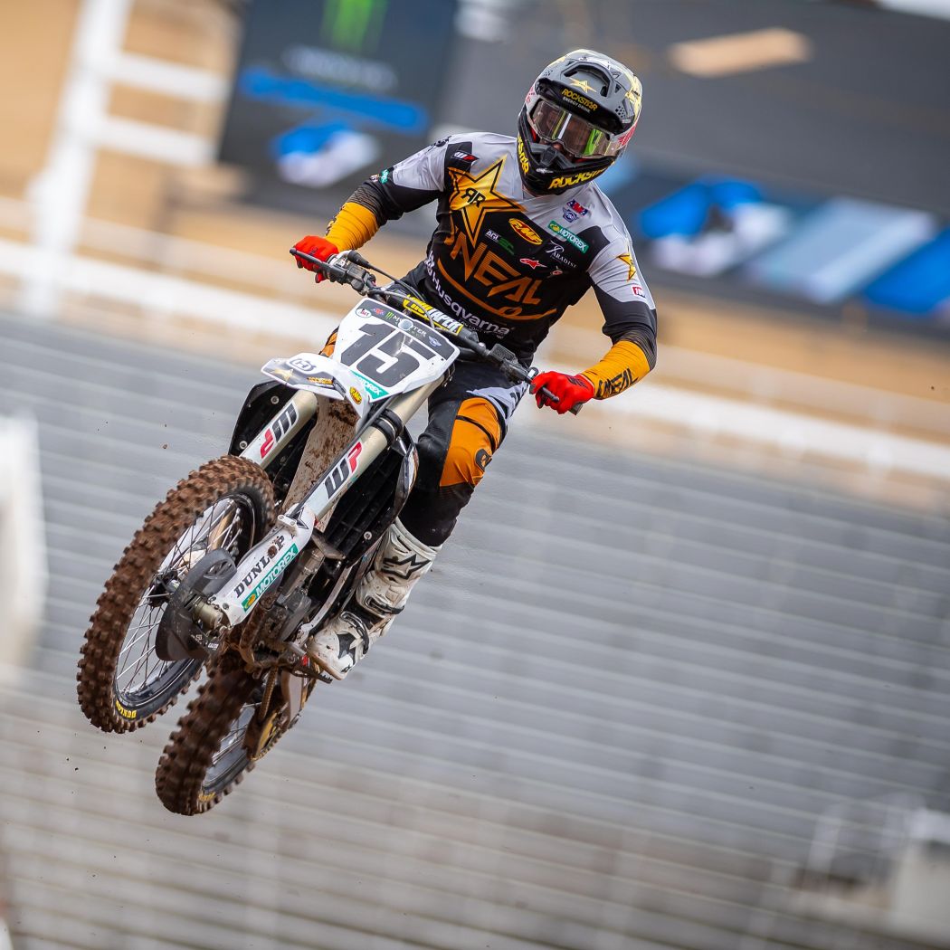 JALEK SWOLL CLAIMS EIGHTH IN THE 250SX E/W SHOWDOWN FINALE JALEK SWOLL CLAIMS EIGHTH IN THE 250SX E/W SHOWDOWN FINALE